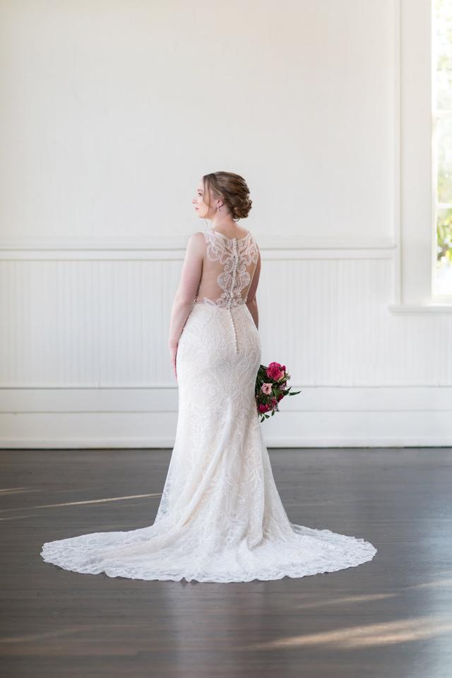 Laura's Couture & Alterations - 2