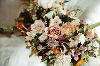 Floral Designs by Justine - 16