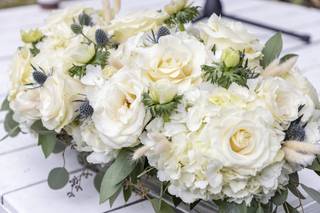 Daisy's Front Porch Flowers, Events & Creative Studio - 48