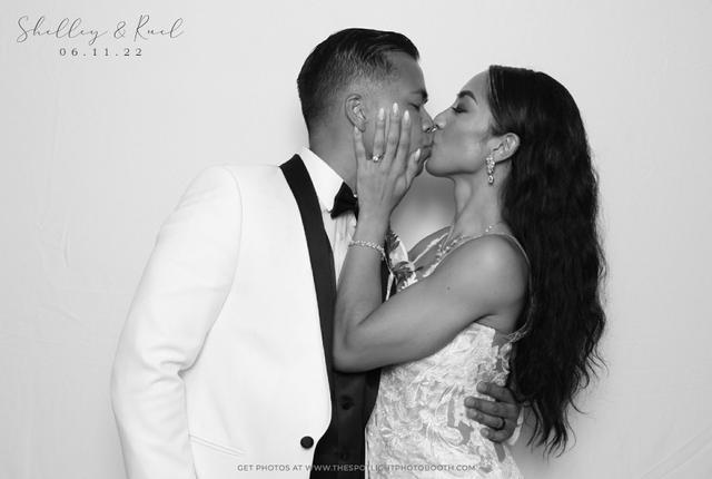 Spotlight Photobooth Company - 4