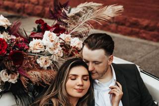 La Boutique Photography & Makeup Artistry - 11