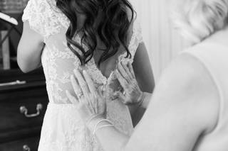 Fariba's Bridal Alterations & Custom Design - 17