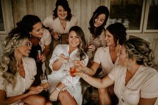 The Bella Hair Co. & beauty studio - 1