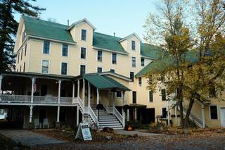 The Woods Inn - 5