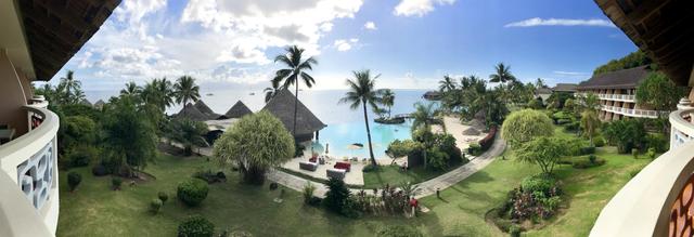 AAV Travel & Romance - 3