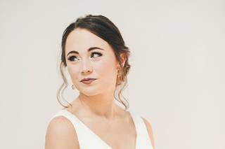 Simple Elegance Bridal and Formal Wear - 5