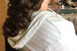 Timless Salon & Bridal Studio - 61