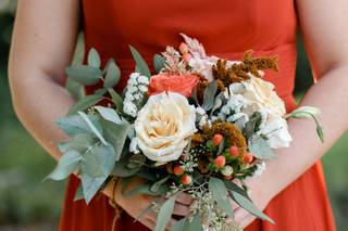 Julie's Flowers of Geist LLC - 6