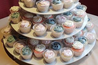 Mare's Custom Cakes - 21