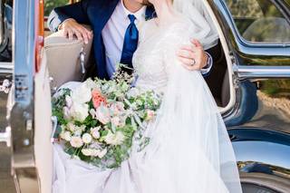 Mansion and Marsh Floral and Event Design - 14
