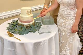 Couture Cakes of Greenville - 14