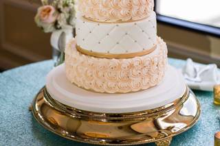 Sprinkles Custom Cakes - 28