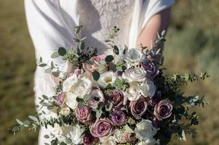 Petal and Bean Floral and Event Planning - 20