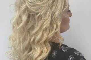 Gloss Makeup and Hair - 18