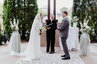 Kjersti Moline - Wedding Officiant - Certified Life Coach - 11