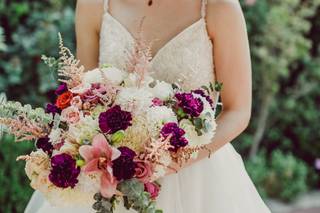 Katrione's Blooms and Crafts - 28