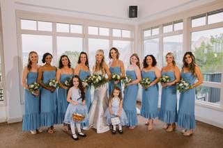 Daisy's Front Porch Flowers, Events & Creative Studio - 33