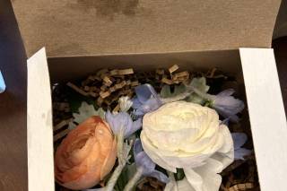 Botaniq Blooms - 10