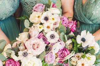 Lilac Floral Decor - 31