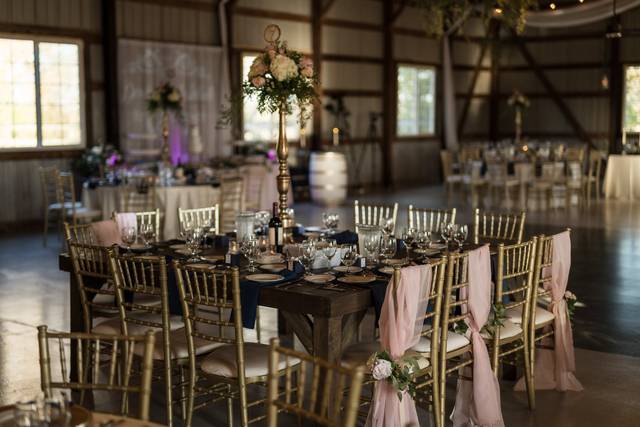 Red Barn Wedding Studio 3