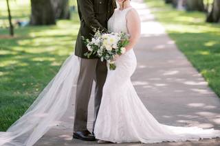 Ali & Garrett Wedding Photographers - 47