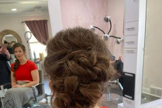 Beauty Bar & Boutique - 6