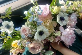 Frenchie's Floral Studio - 44