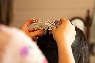 Raven Salon & Bridal - 21