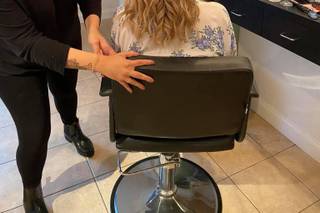 FOILED. Hair Salon - 14