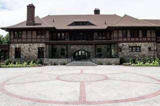 Le Chateau - 42