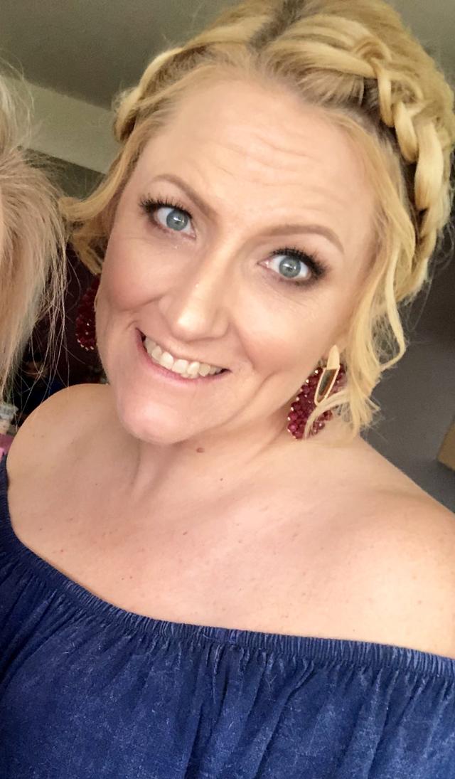 Makeup By Les - 1