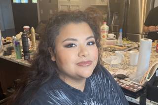 Karrie Lykins - Makeup Artist - 6