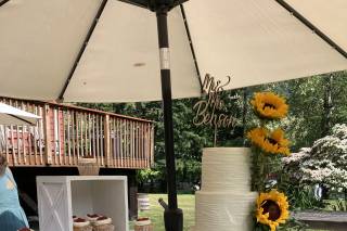 Lydia's Cakes & Confections - 14
