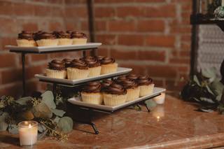 Ludger's Bavarian Cakery - 32
