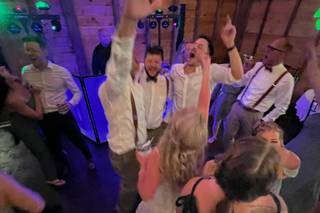 Direct Entertainment DJ-PHOTO-VIDEO-BOOTHS - 16