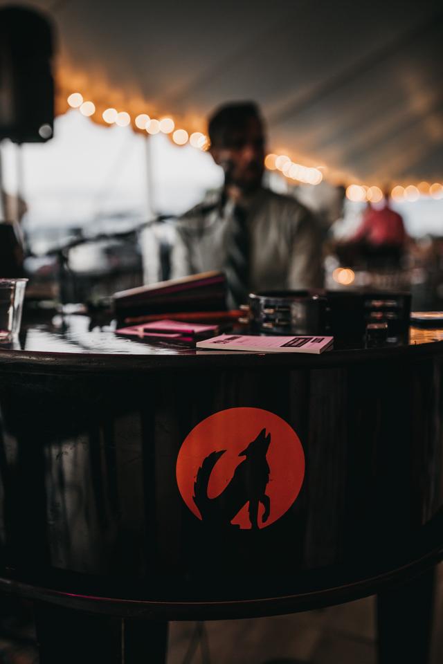 Howl2GO Dueling Pianos by Howl at the Moon - 2