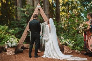 Santa Cruz Officiant - 5