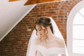 Updo's Studio - 26