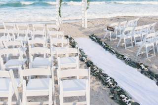A CheyElla Event Planning Floral & Decor Rentals - 5