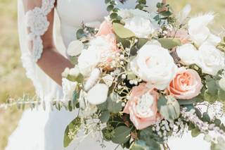 Alexandra White Photo - 26