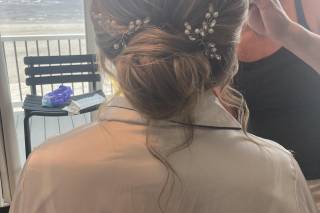 Kreashenz Salon and Spa - 16