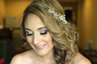 Bombshell Makeovers - 111