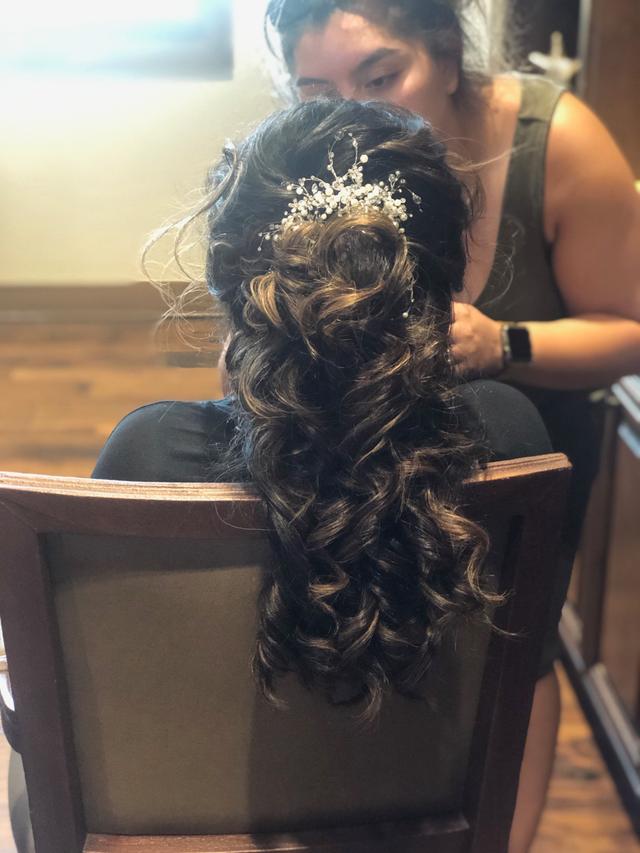 Houston Makeup Artists and Hairstylists Services - 1