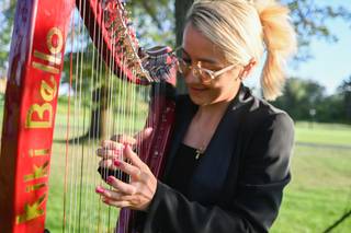 Kiki Bello - Electro Harpist - 7