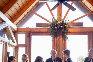 Nolichuckey Bluffs Bed & Breakfast Cabins & Wedding Venue - 28
