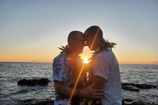 Hawaiian Style Beach Weddings with ALOHA - 26