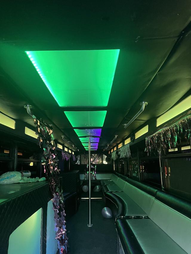 LUXE TRANSPORTS LLC - 1