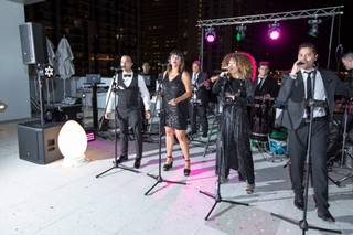 Fondo Blanco Band - 5