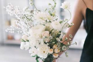 Lulu’s Lei + Bouquets - 25