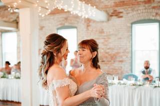 Blushing Beauty & Co - 9